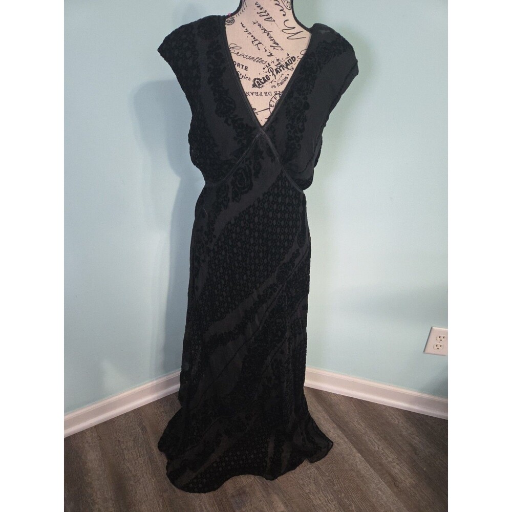 Vintage Rabbit Rabbit Rabbit Designs y2k Velvet Dress 10 floral velvet black
